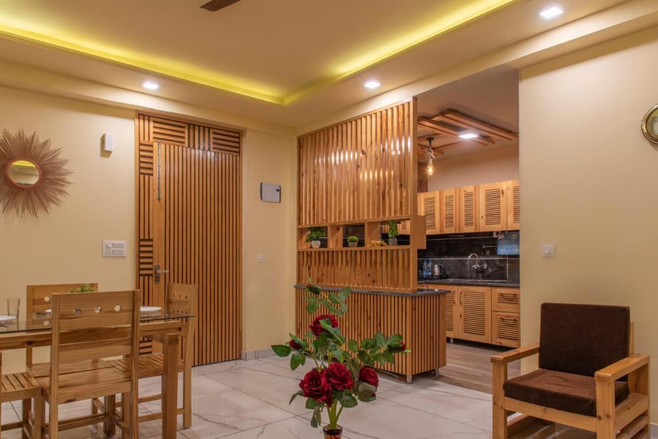 Host Jatin Kasauli Crest 7O1827O7O3 Leilighet Eksteriør bilde