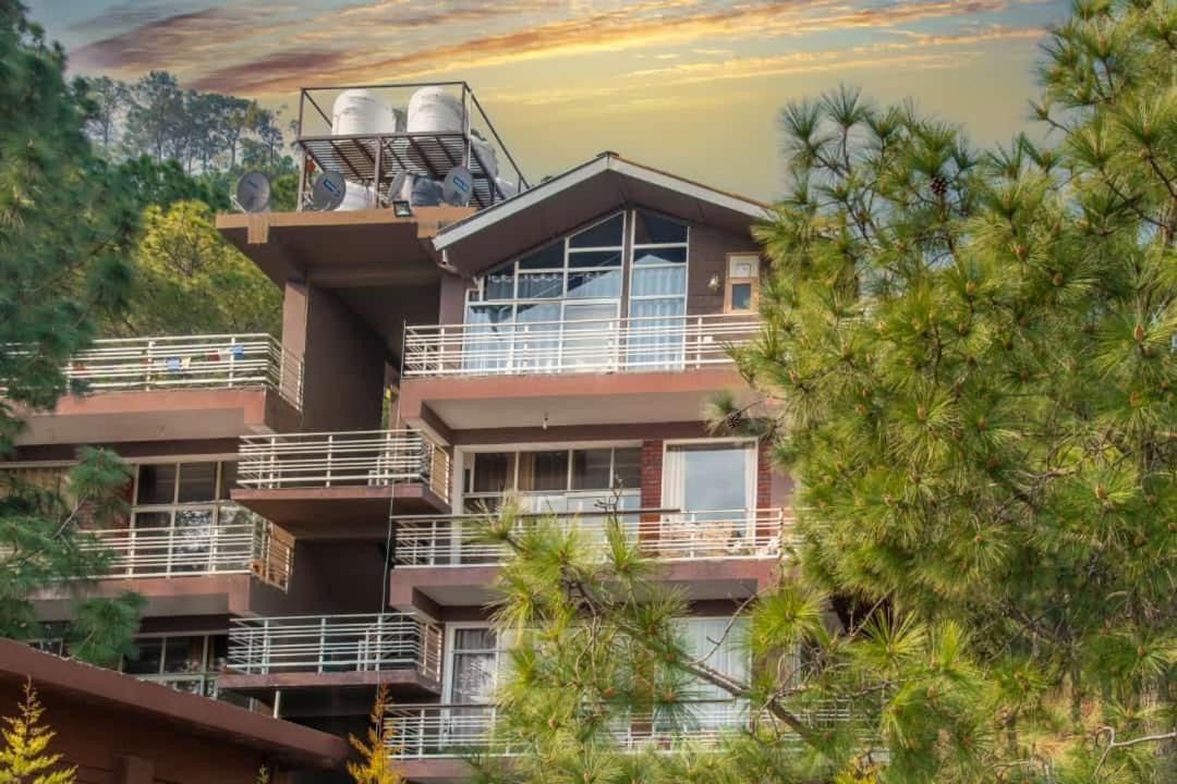 Host Jatin Kasauli Crest 7O1827O7O3 Leilighet Eksteriør bilde